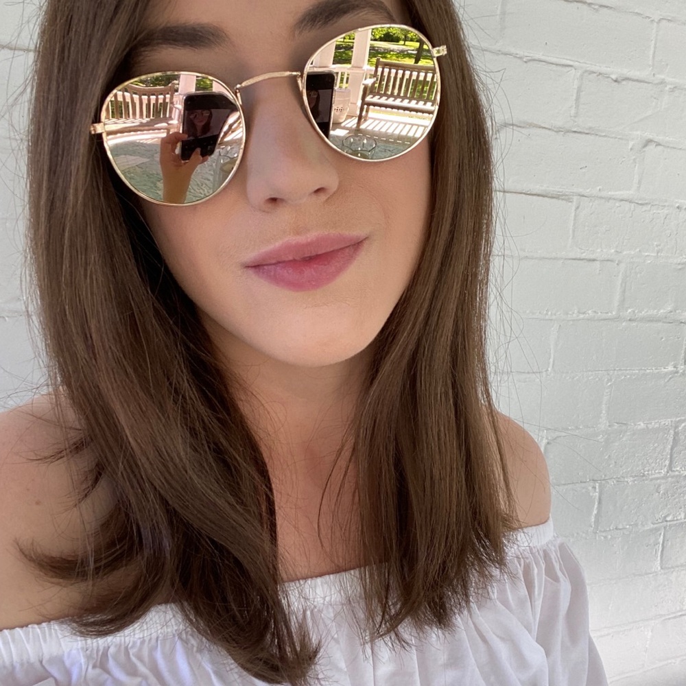 "Brooklyn" Sunglasses || Rose Gold Mirror Round - Picture 6 of 11